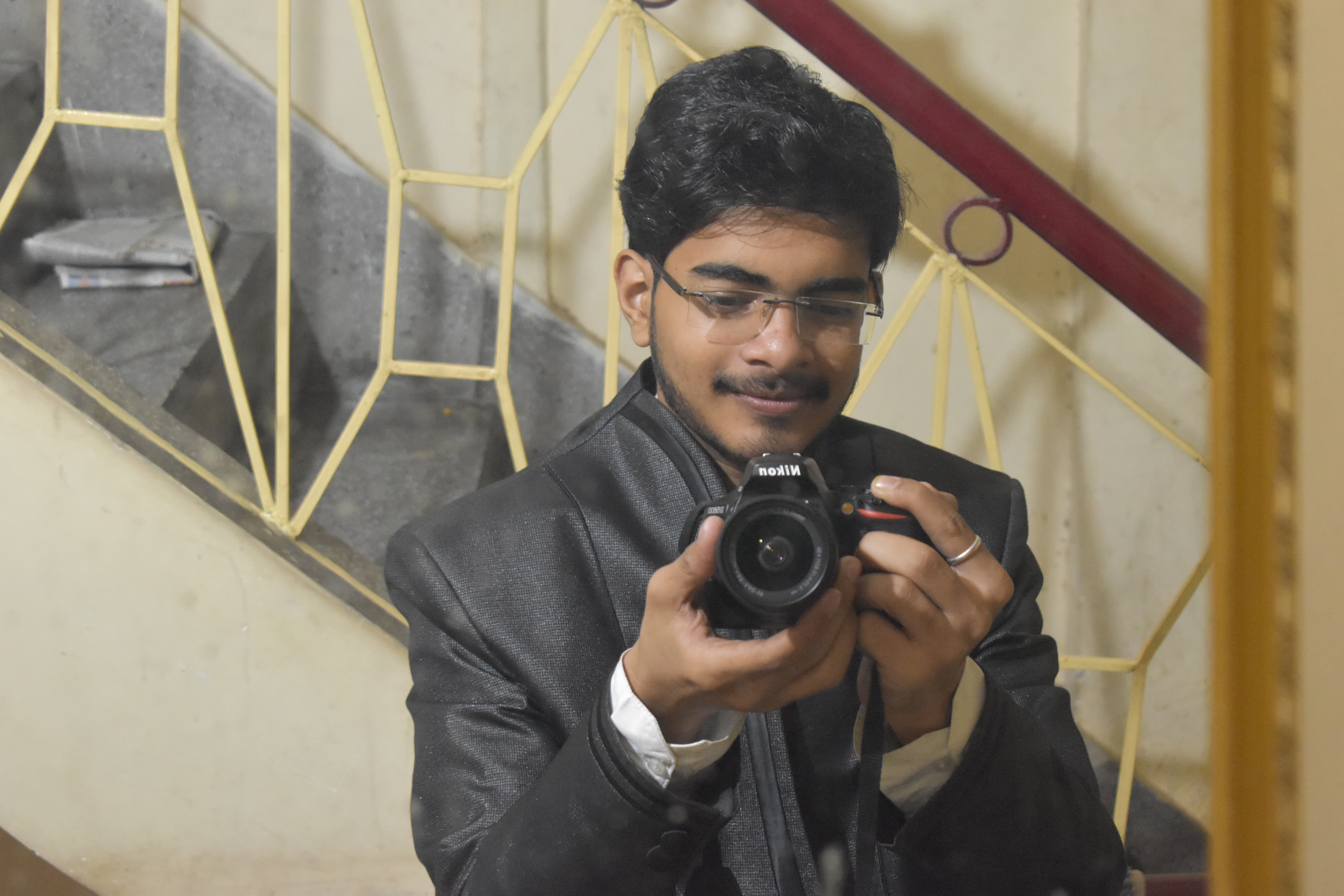 A third portrait of Swas